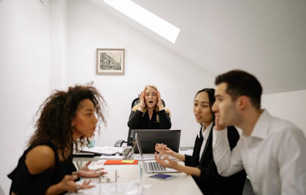 team conflict and workplace disagreements affecting collaboration